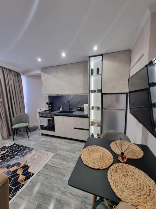 Comfort Apartment Tirane Exterior photo