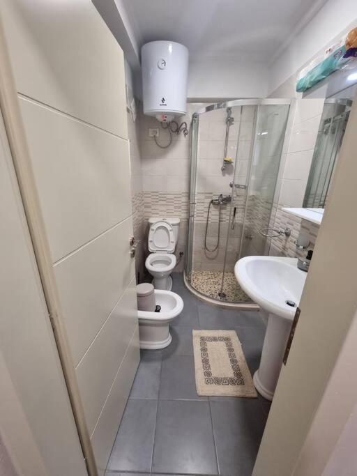 Comfort Apartment Tirane Exterior photo